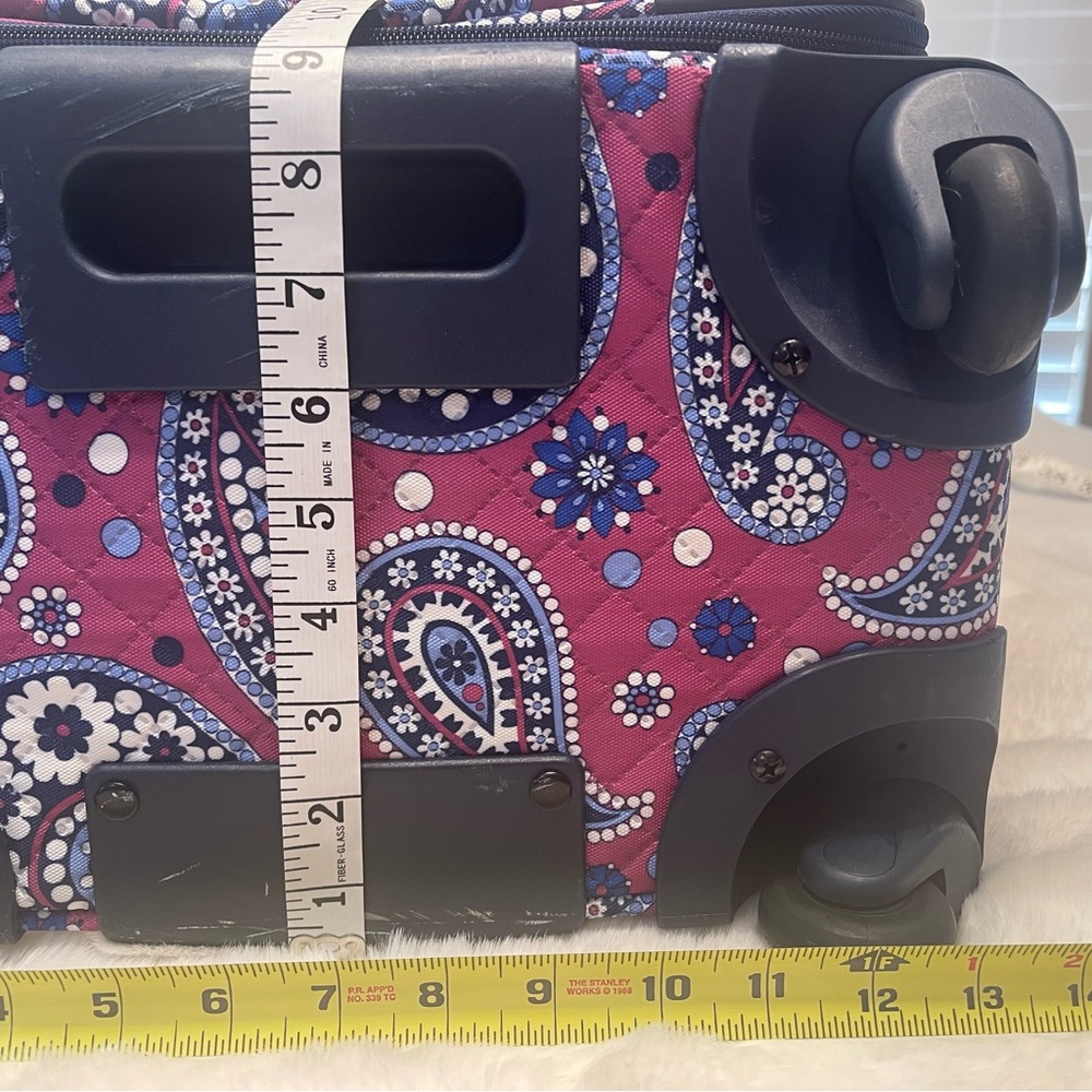 Vera Bradley spinner carry on - Picture 9 of 16